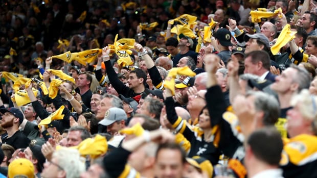 bruins-fans-stanley-cup-final.jpg